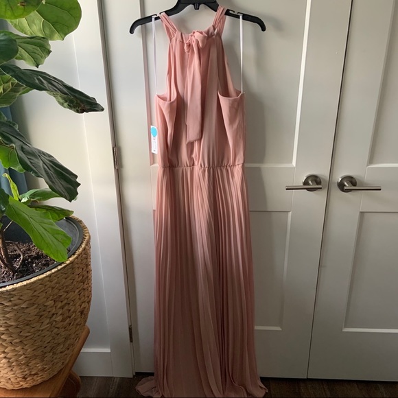 Three brand new brides maids dresses - Picture 4 of 4